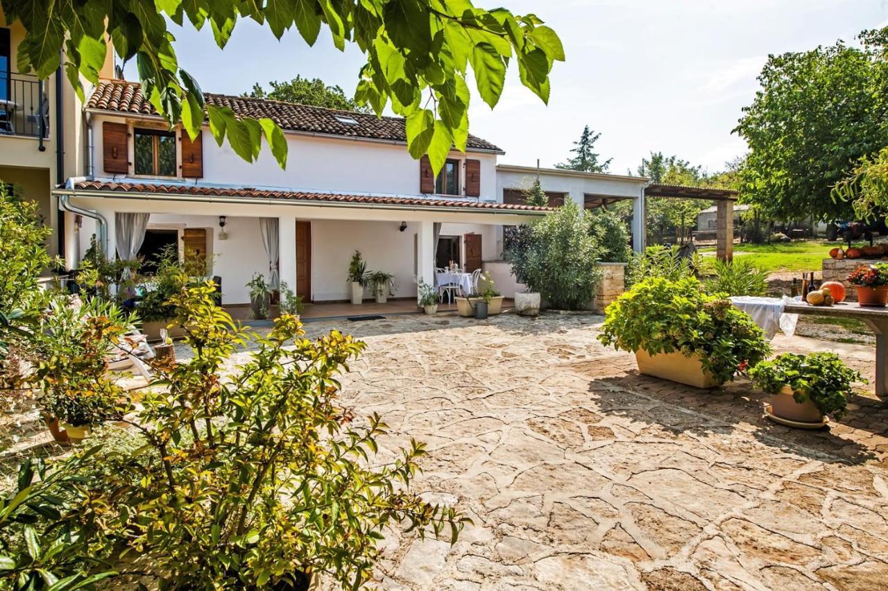 Holiday Apartment Daria 20 Rovinj Exterior photo