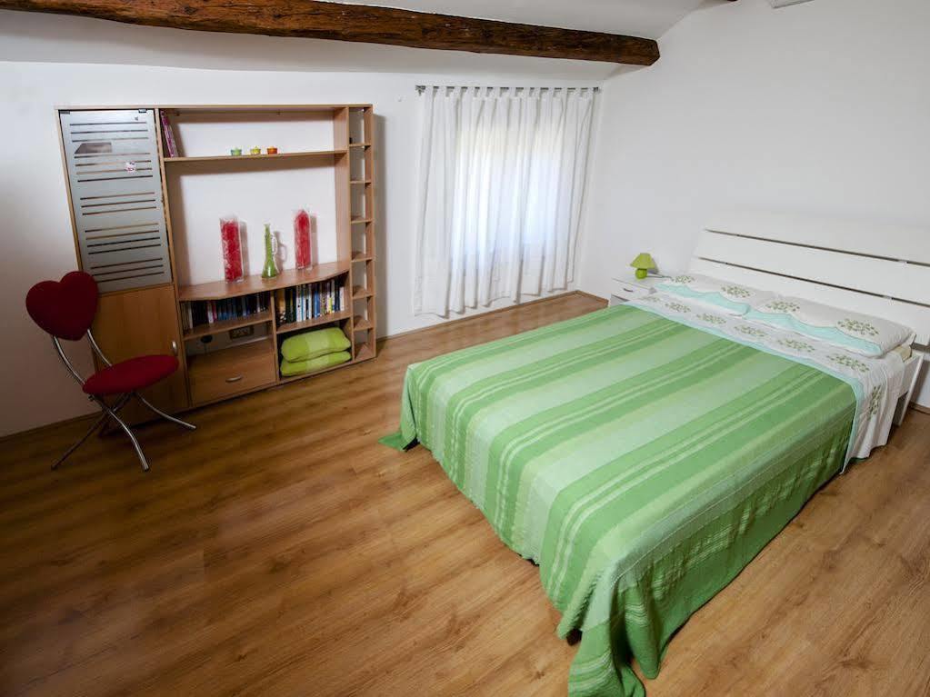 Holiday Apartment Daria 20 Rovinj Exterior photo