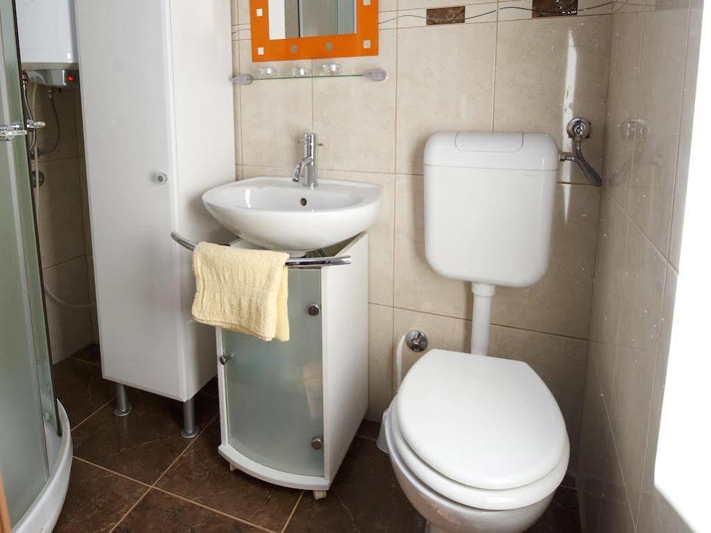 Holiday Apartment Daria 20 Rovinj Exterior photo