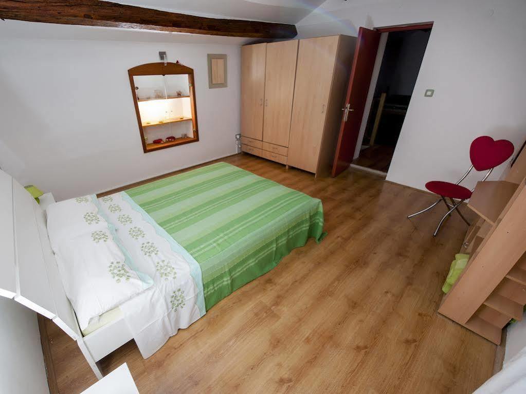 Holiday Apartment Daria 20 Rovinj Exterior photo